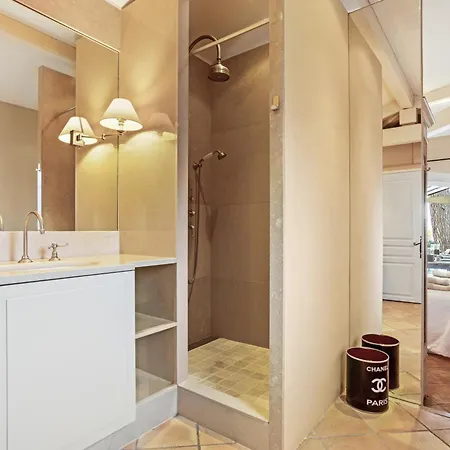 Le Tropezien - Vue A 180, 3 Chambres, Jardin & Piscine 펜션 쎙뜨호뻬