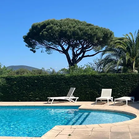 Le Tropezien - Vue A 180, 3 Chambres, Jardin & Piscine