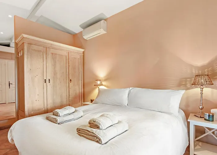 Le Tropézien - Vue à 180, 3 Chambres, Jardin&piscine