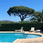 Le Tropézien - Vue à 180, 3 Chambres, Jardin&piscine
