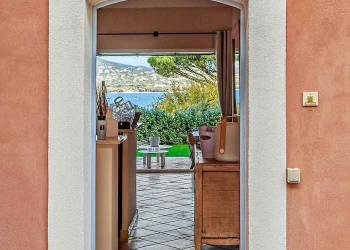 Le Tropezien - Vue A 180, 3 Chambres, Jardin & Piscine Holiday home Saint-Tropez