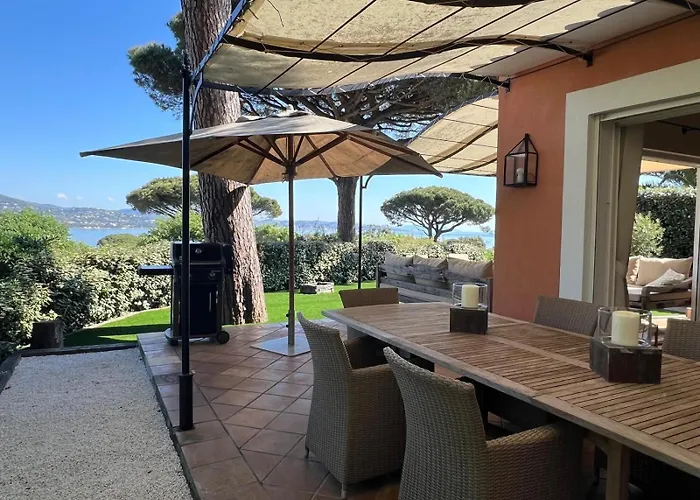 Le Tropezien - Vue A 180, 3 Chambres, Jardin & Piscine *